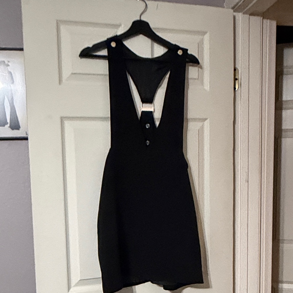 💋💋💋sold💋Audrey 3+1 Black Backless V-Detail Mini Dress fits 0-5